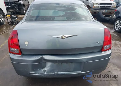 2007 Chrysler 300 из США, поврежденный, VIN 2C3KA43R17H780625